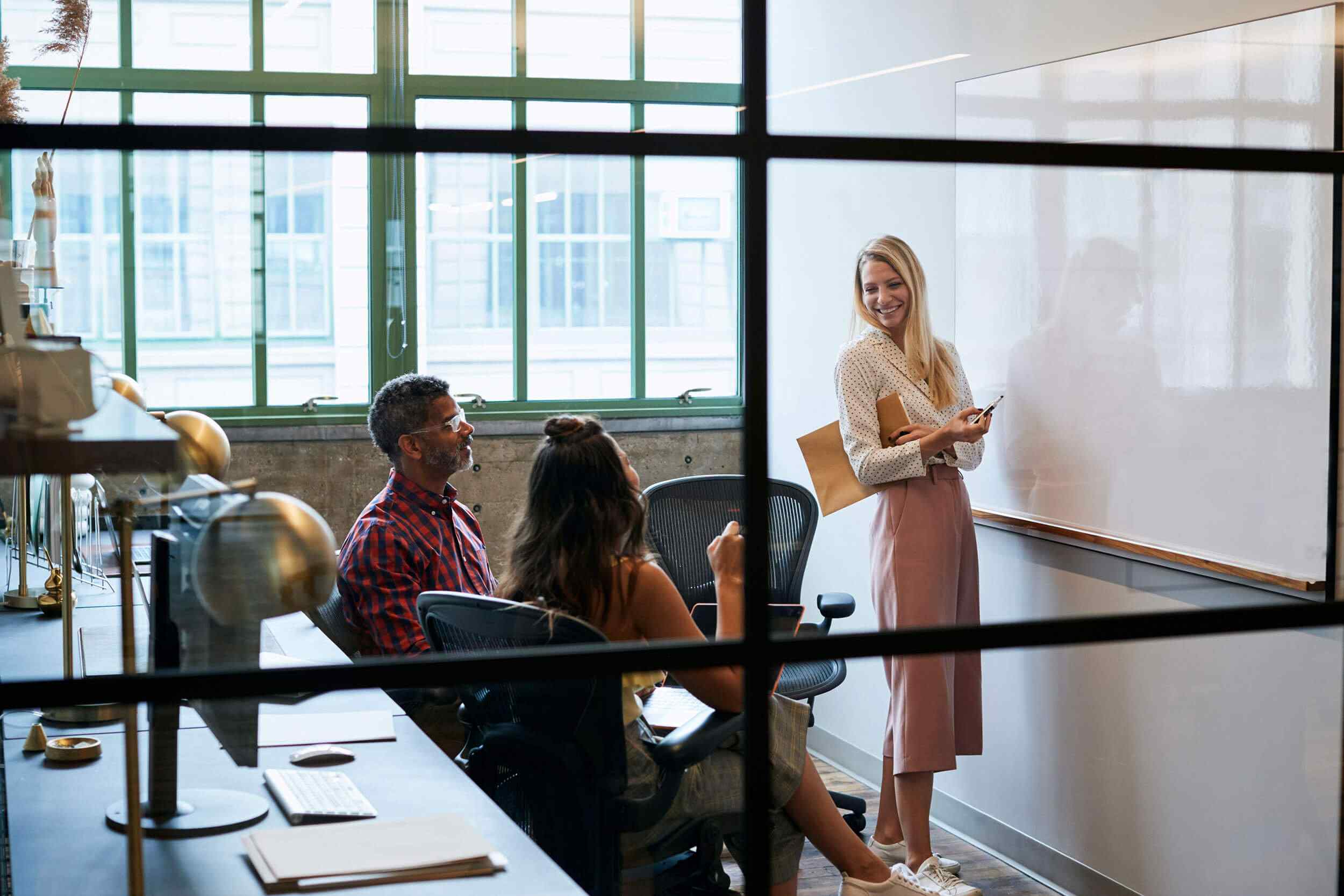 People Analytics y la Motivación: Claves para atraer y retener talento en la era de la gran renuncia